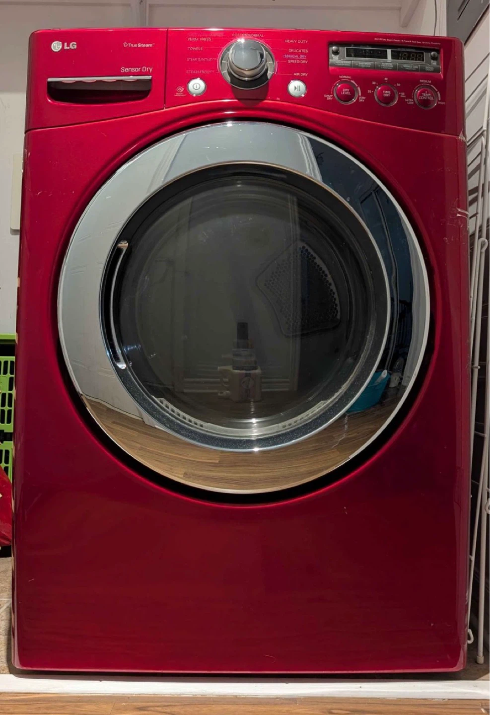 LG Dryer - Red - photo 4