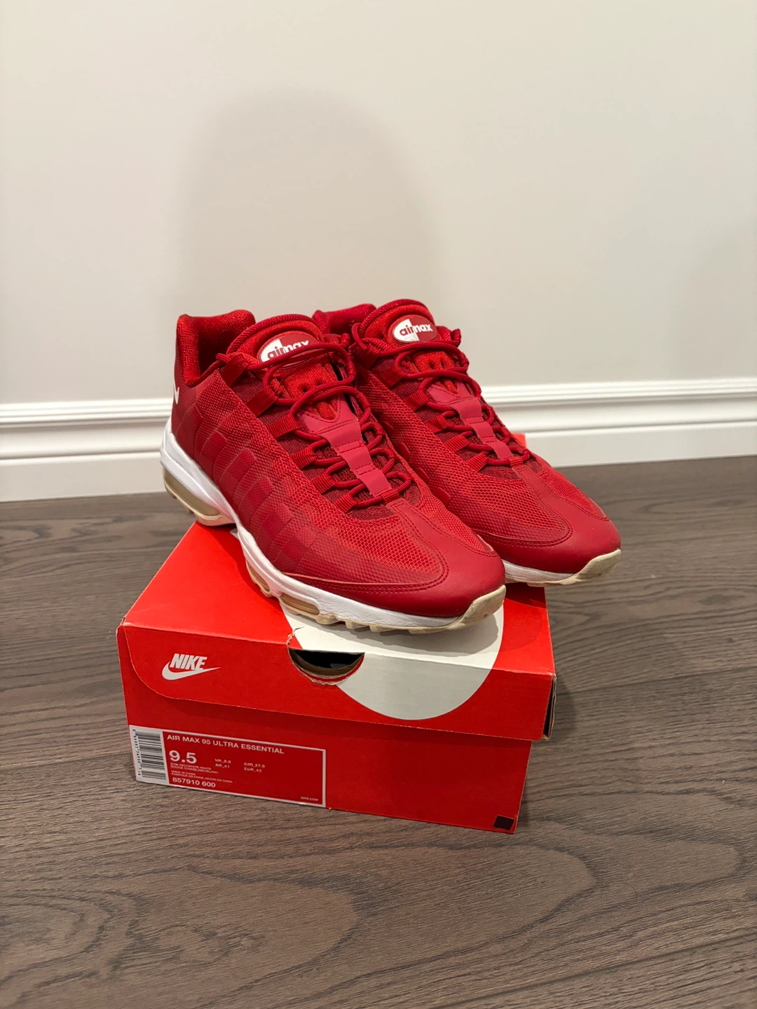 Nike Air Max 95 Ultra Essential Gym Red