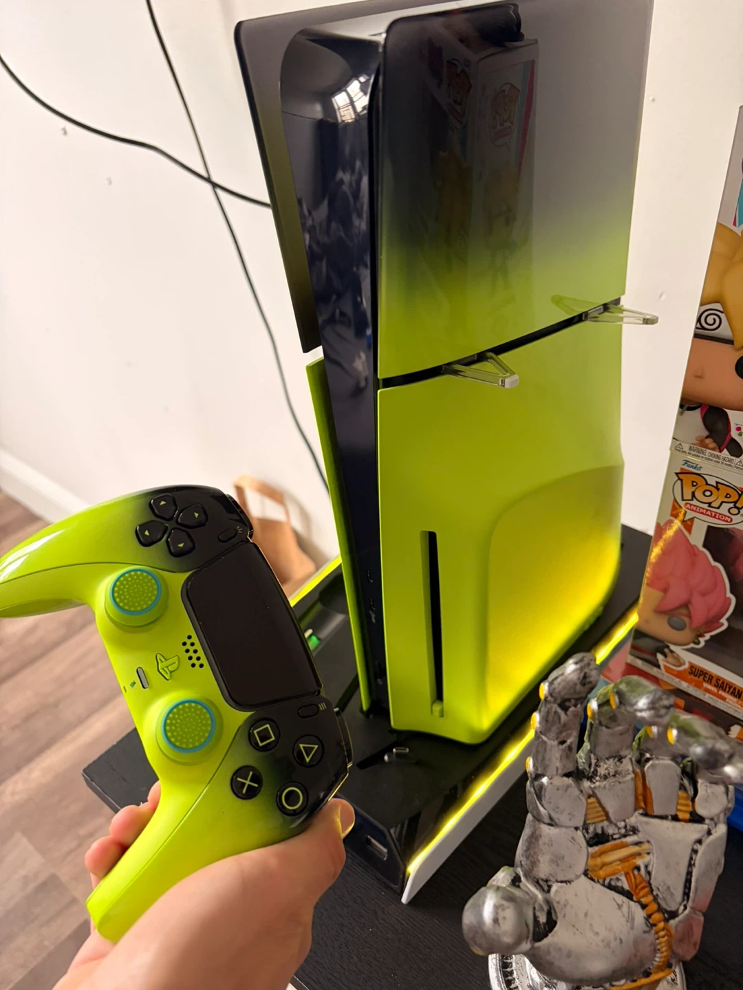 Custom Lime Green and Black Sony PlayStation 5 Console - photo 2