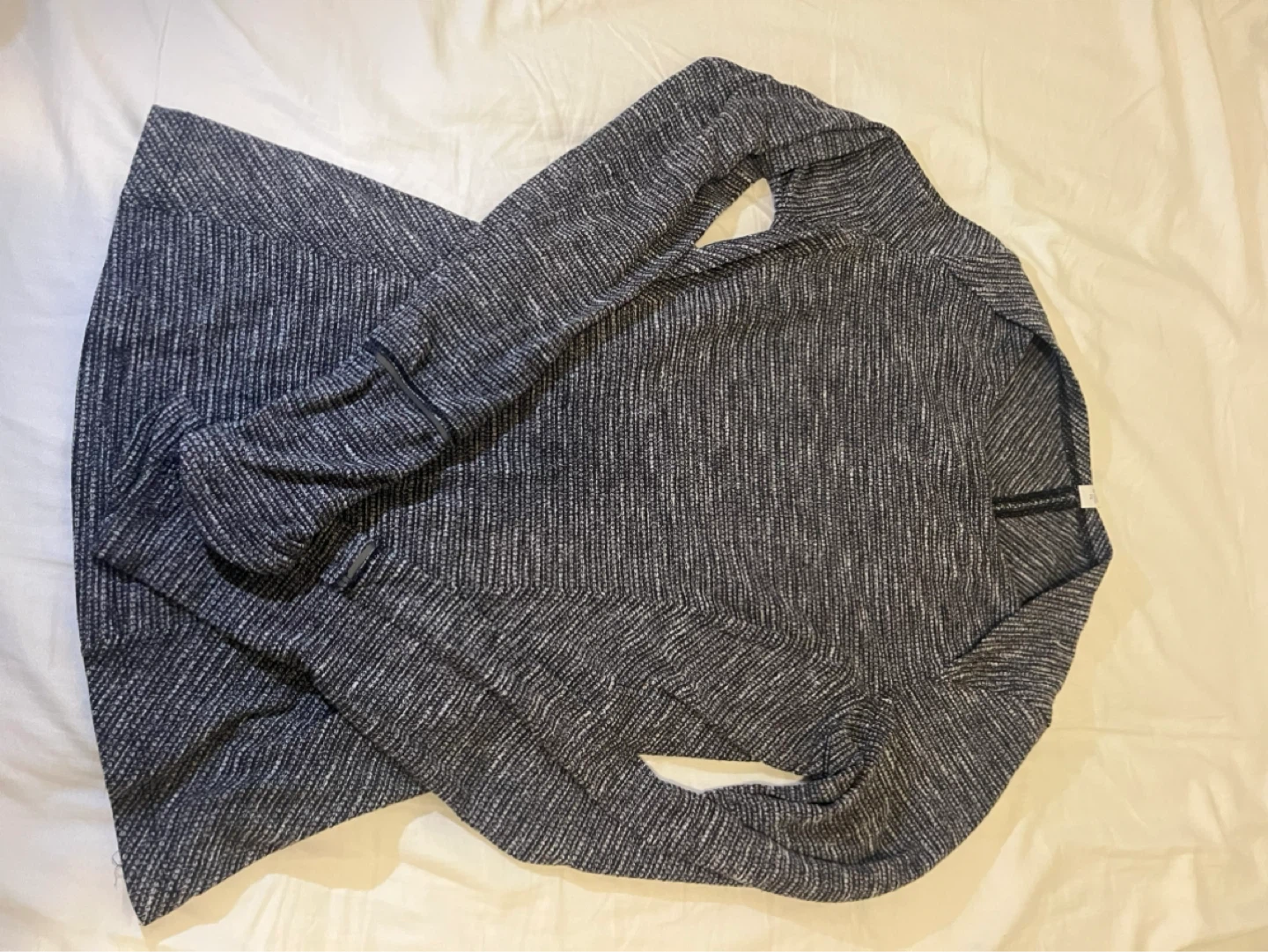 Lululemon Grey Textured Long Sleeve Top