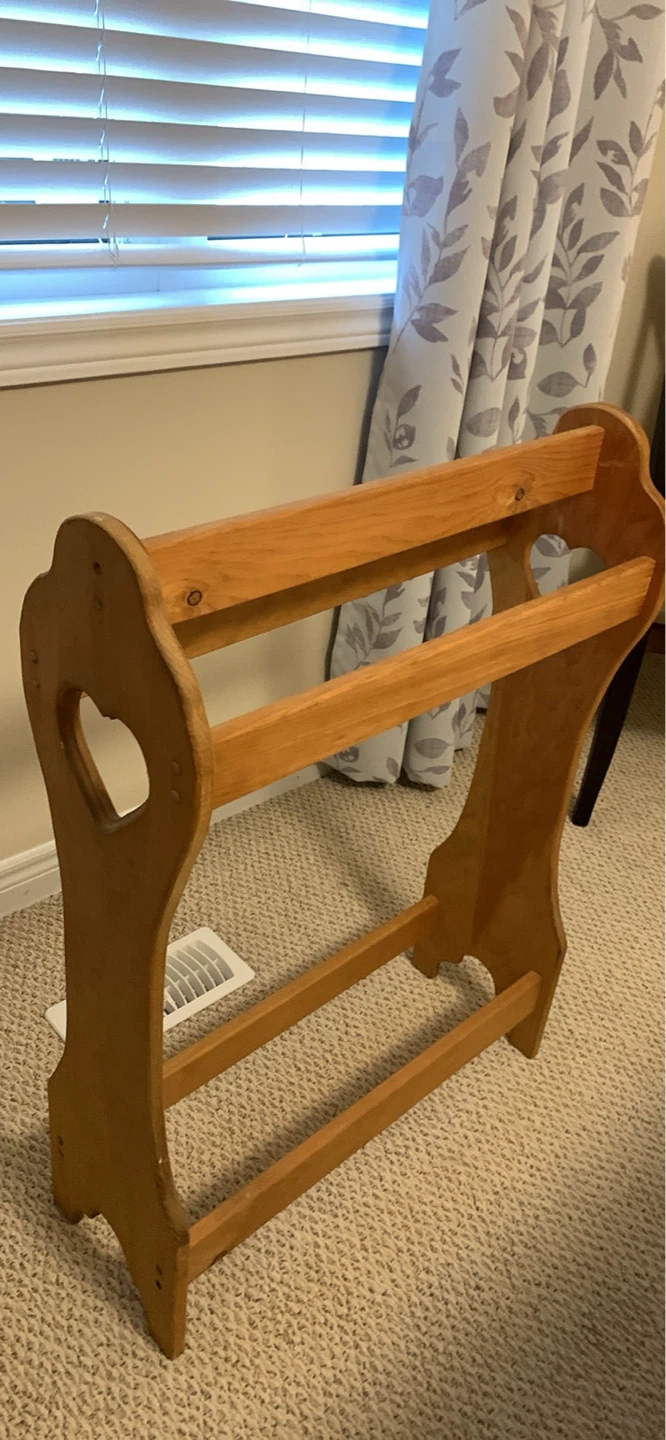 Blanket stand