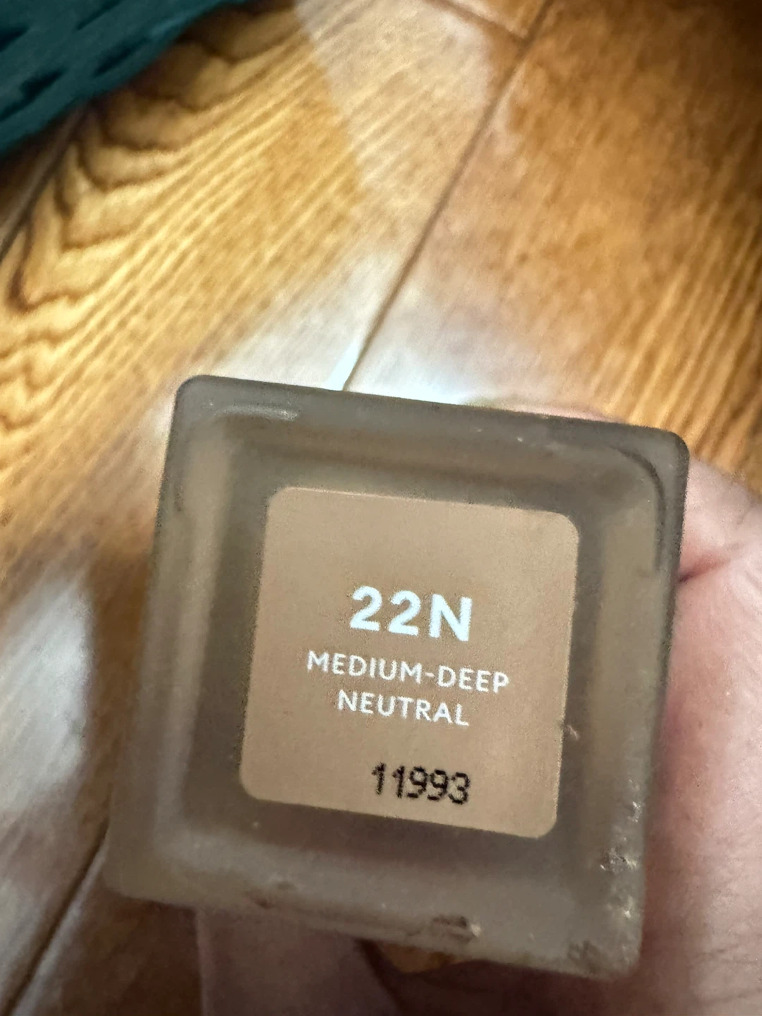Rose Inc Softlight  Liquid Foundation 22N Medium-Deep Neutral - photo 3