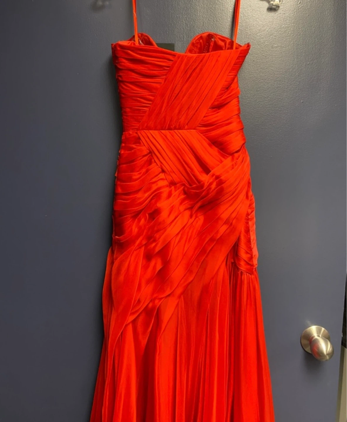 Red Strapless Gown with Deep V-Neckline and Flowing Skirt - photo 5