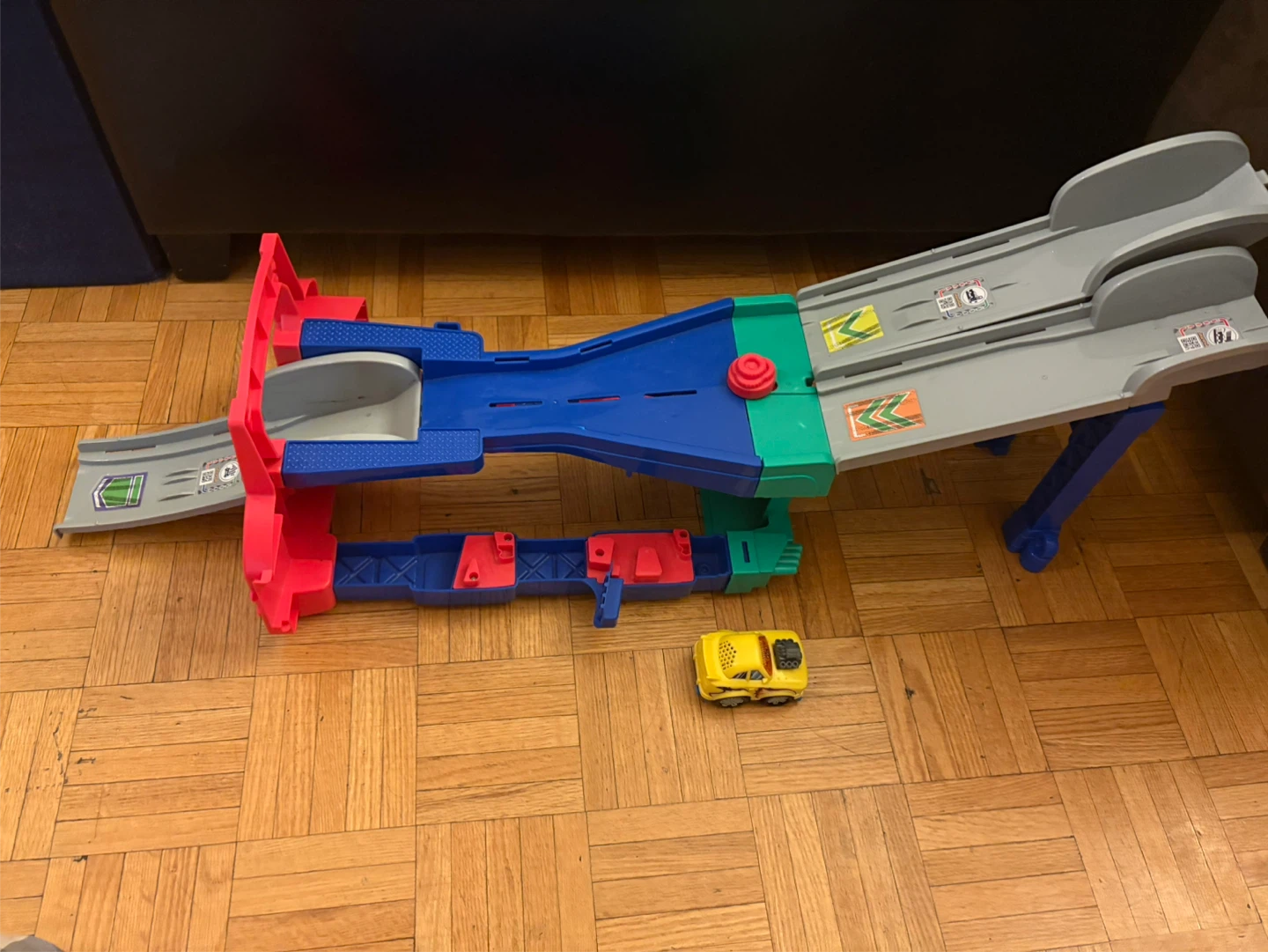 VTech Go! Go! Smart Wheels 4-in-1 Zig-Zag Raceway - photo 2