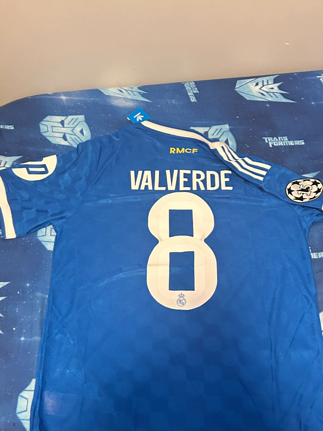 Real Madrid 2022/2023 Valverde #8 Jersey - photo 2