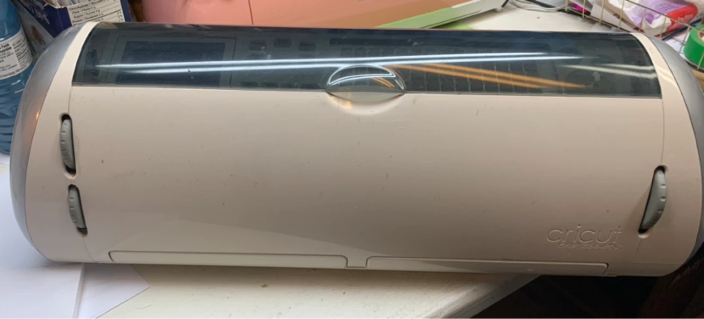 Cricut Expression Cutting Machine