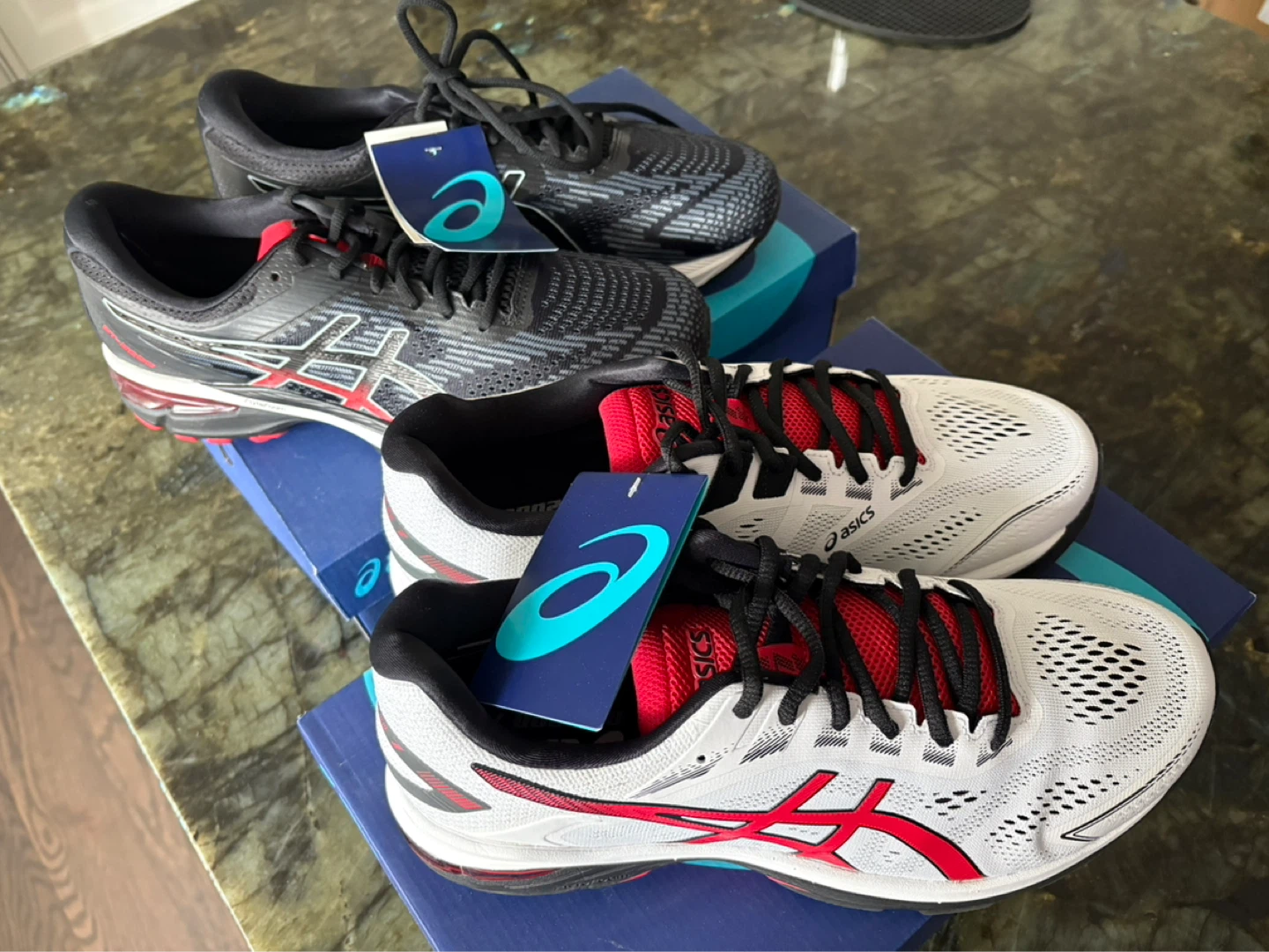 Asics GT-2000 7 & 8 Men's Runners - Sz 9.5 - $85ea/$150 2 pairs