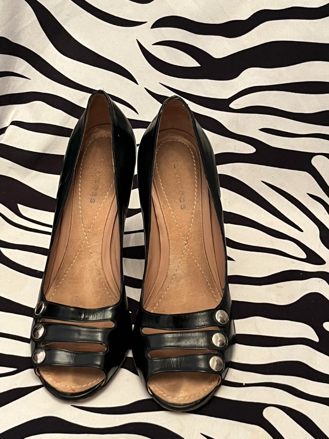 Marc Jacobs black leather peep-toe pumps size 39.5 - photo 3