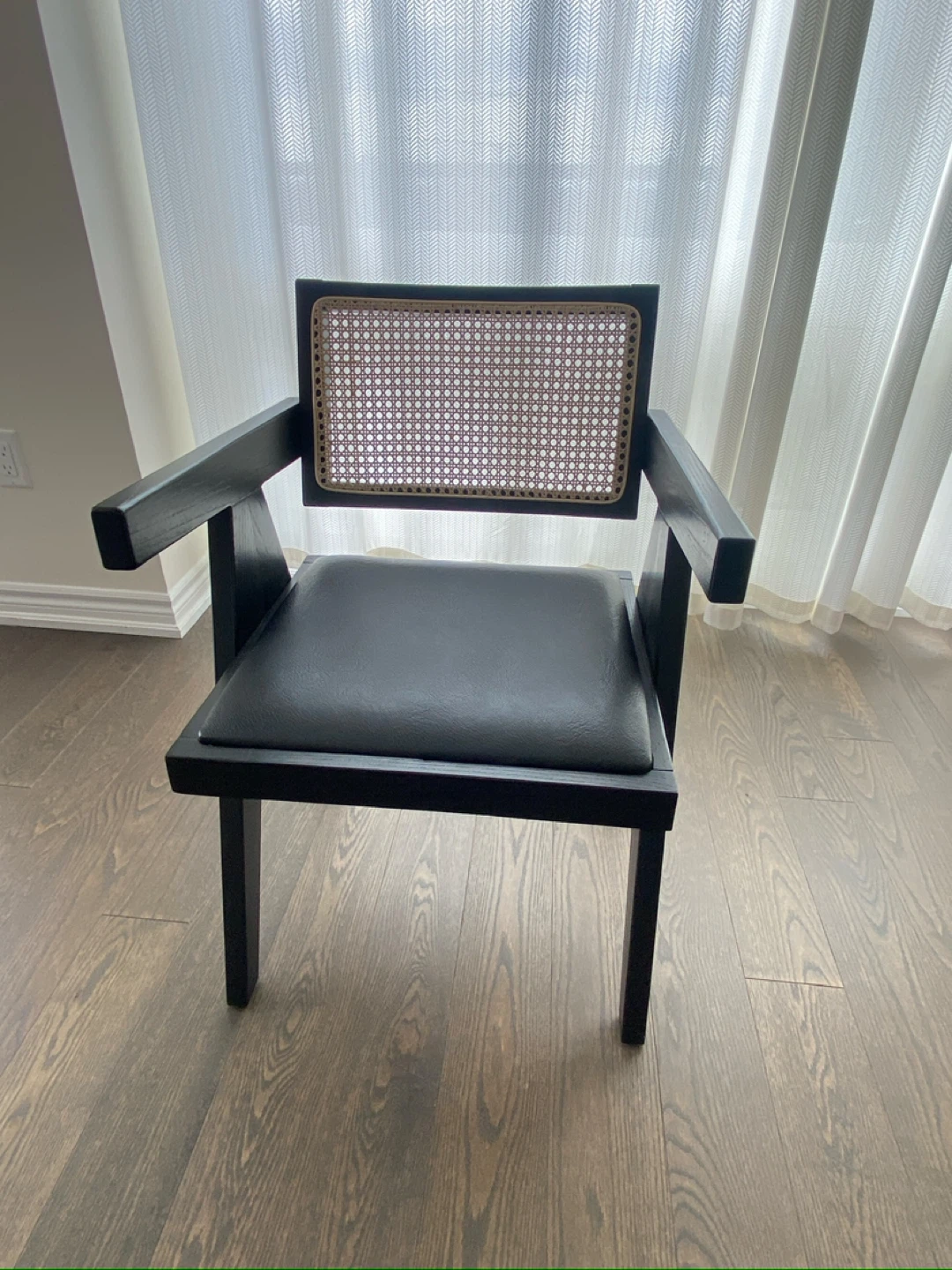 Dining Table and Four Chairs Set - photo 4