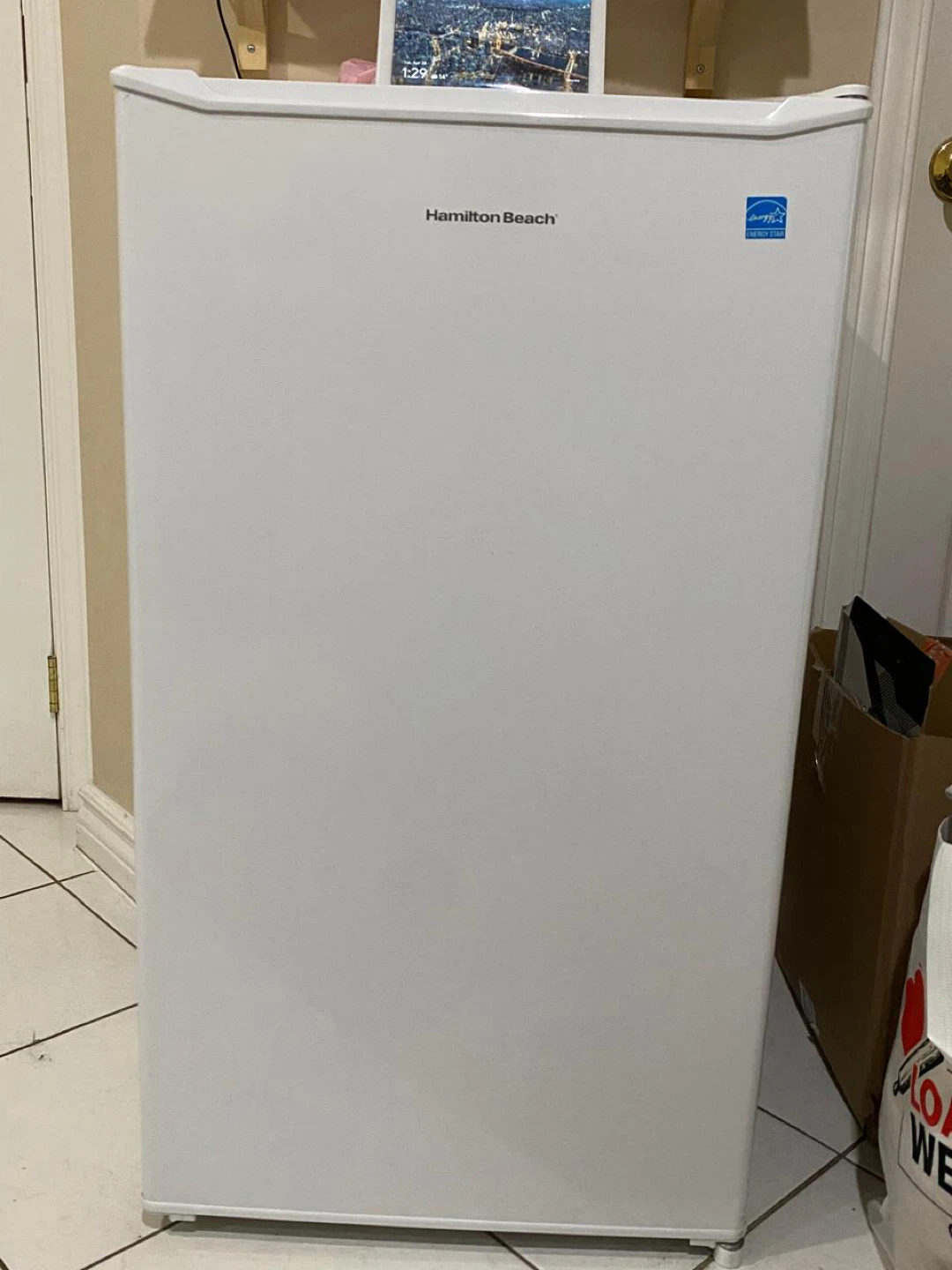 Hamilton Beach Mini Fridge