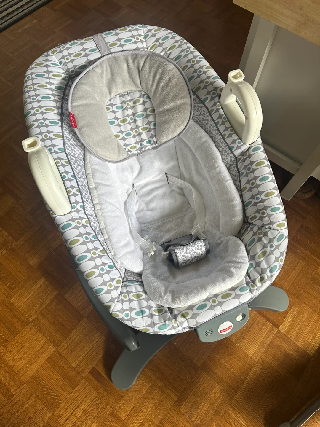 Fisher-Price Rock 'n Play Sleeper