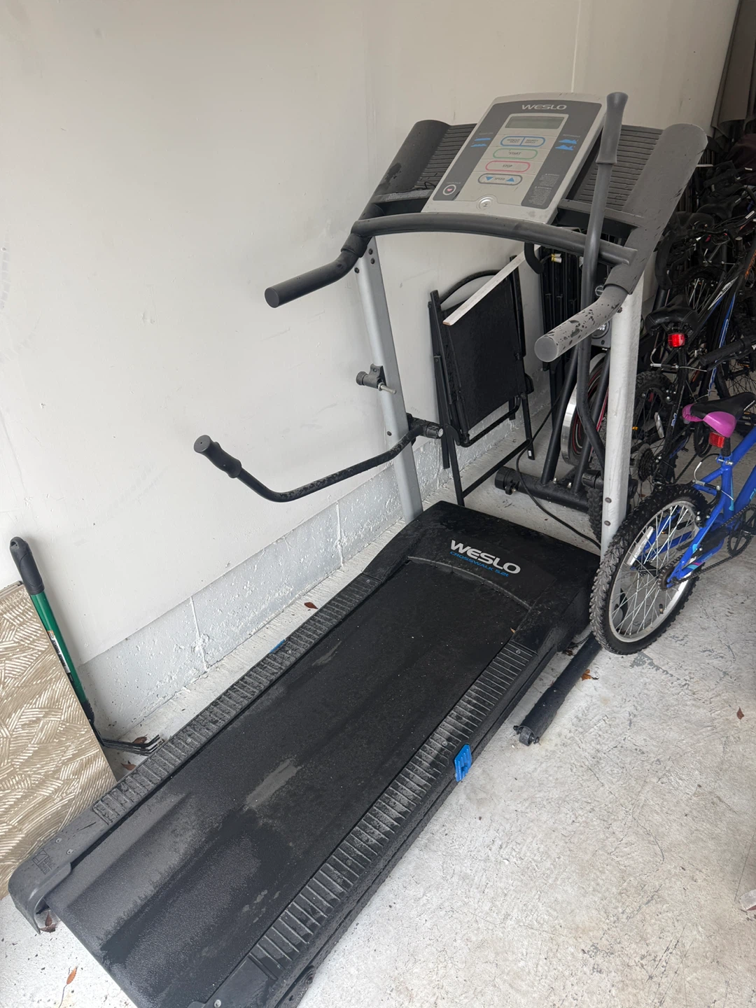 WESLO Treadmill - photo 4