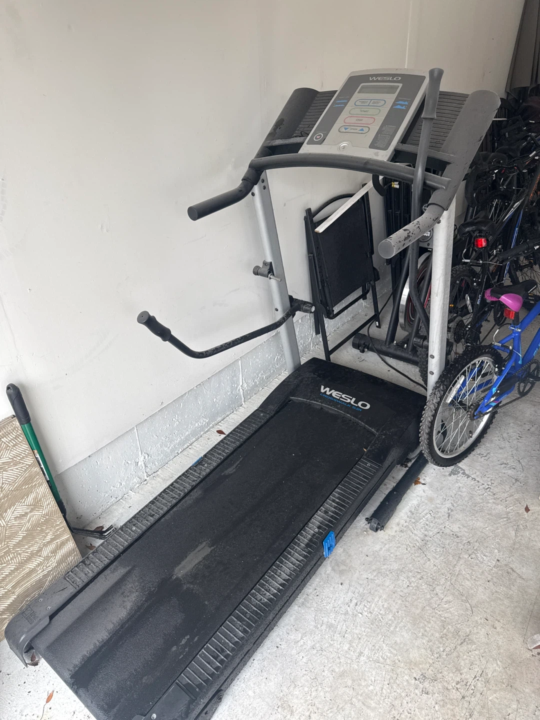 WESLO Treadmill - photo 2