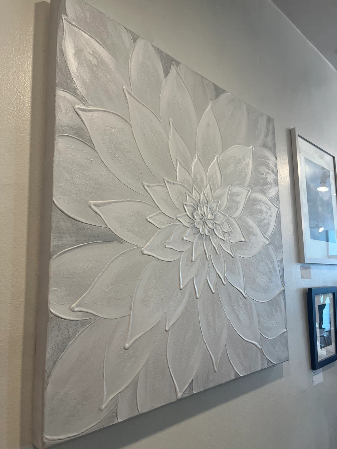 Textured White Flower Wall Art Canvas - photo 2