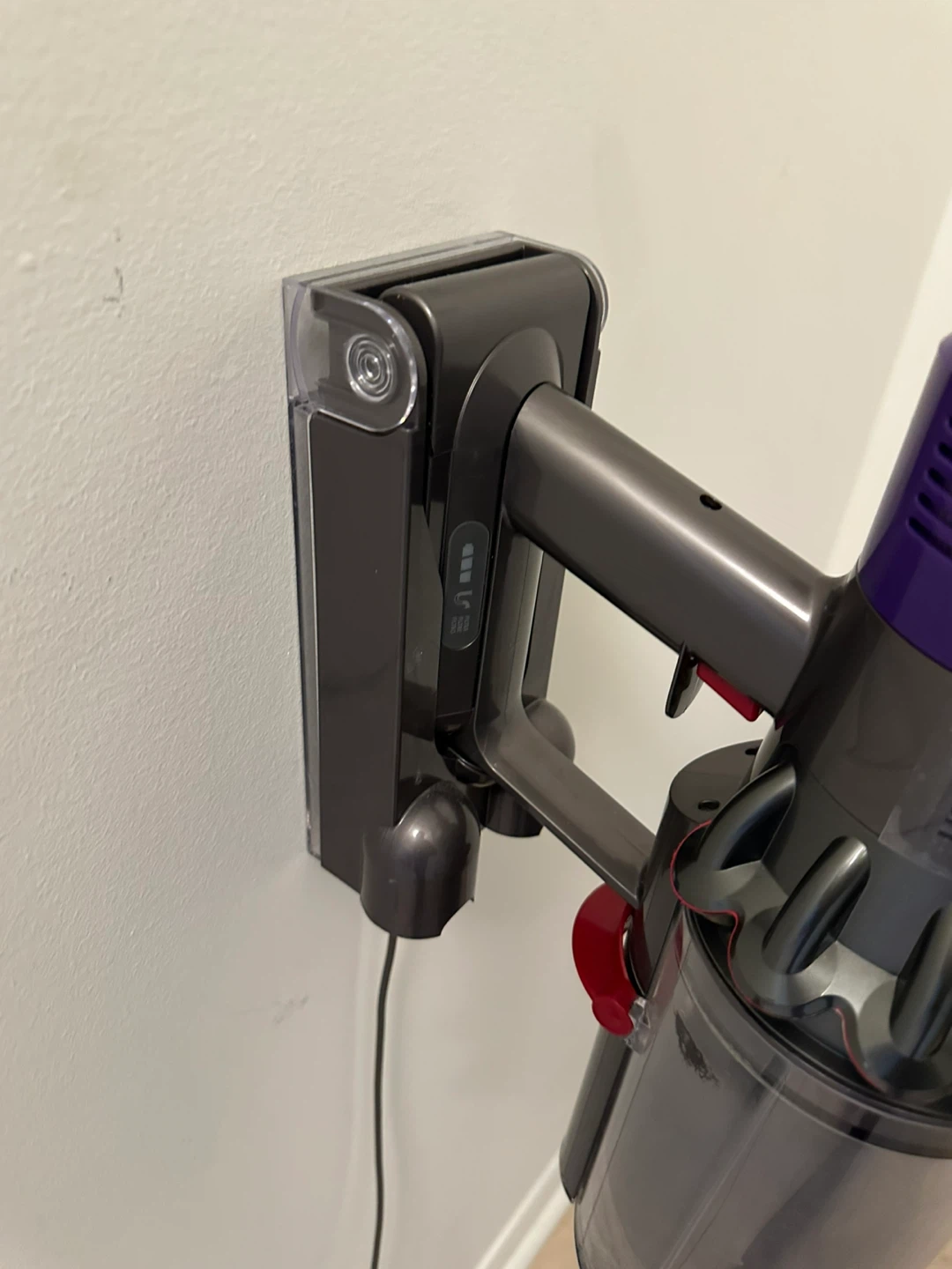 Dyson Cordless Vacuum Cleaner - photo 3