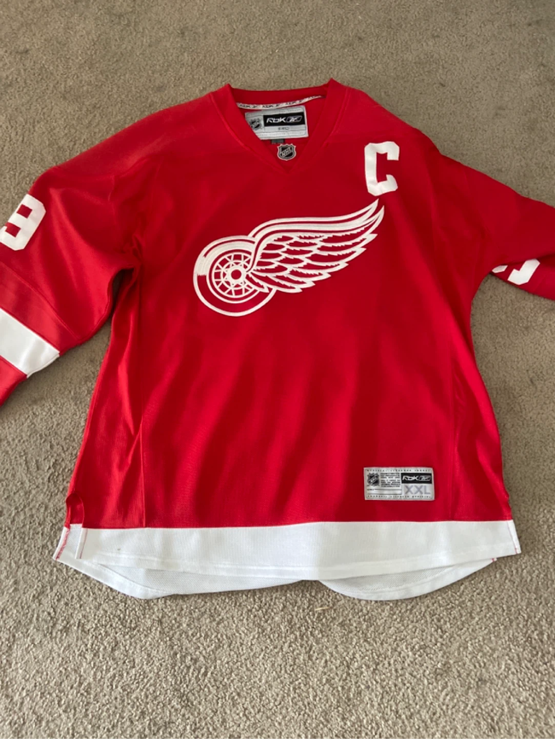 Reebok Steve Yzerman Detroit Red Wings Hockey Jersey #19