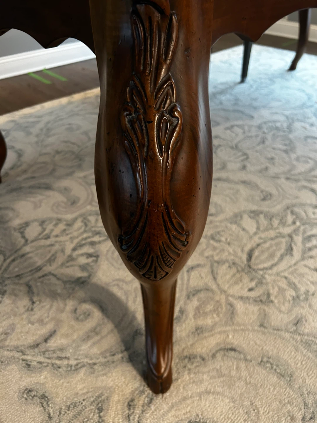Dining room table - photo 5