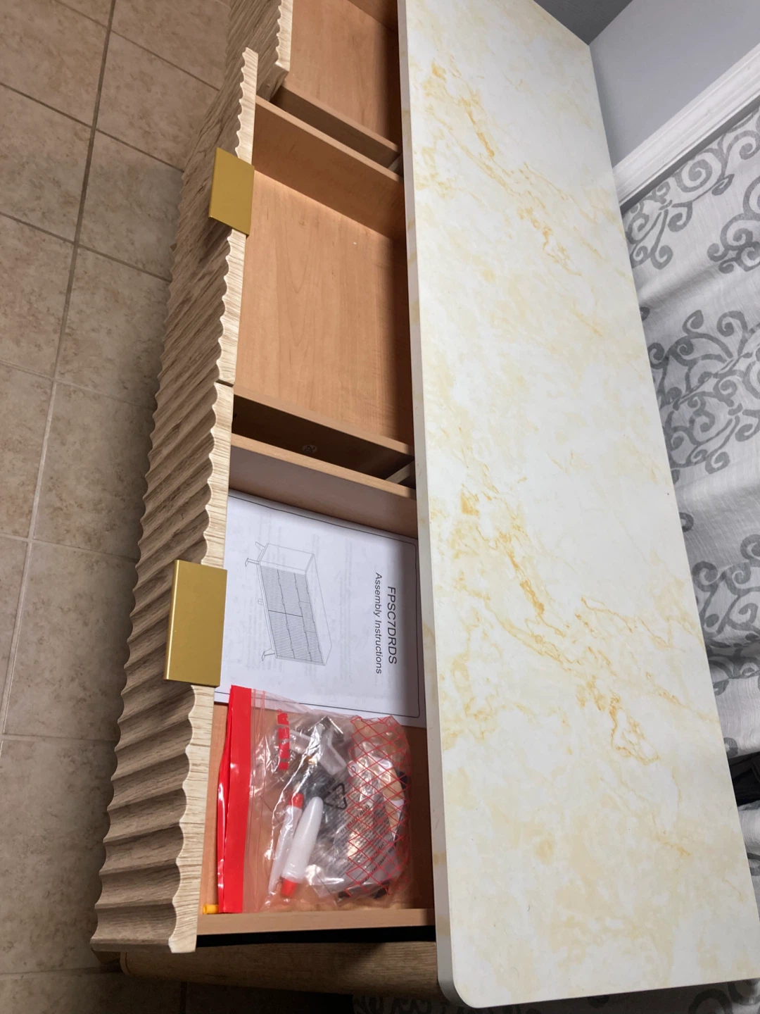Modern 6-drawer fluted dresser NEW - photo 3