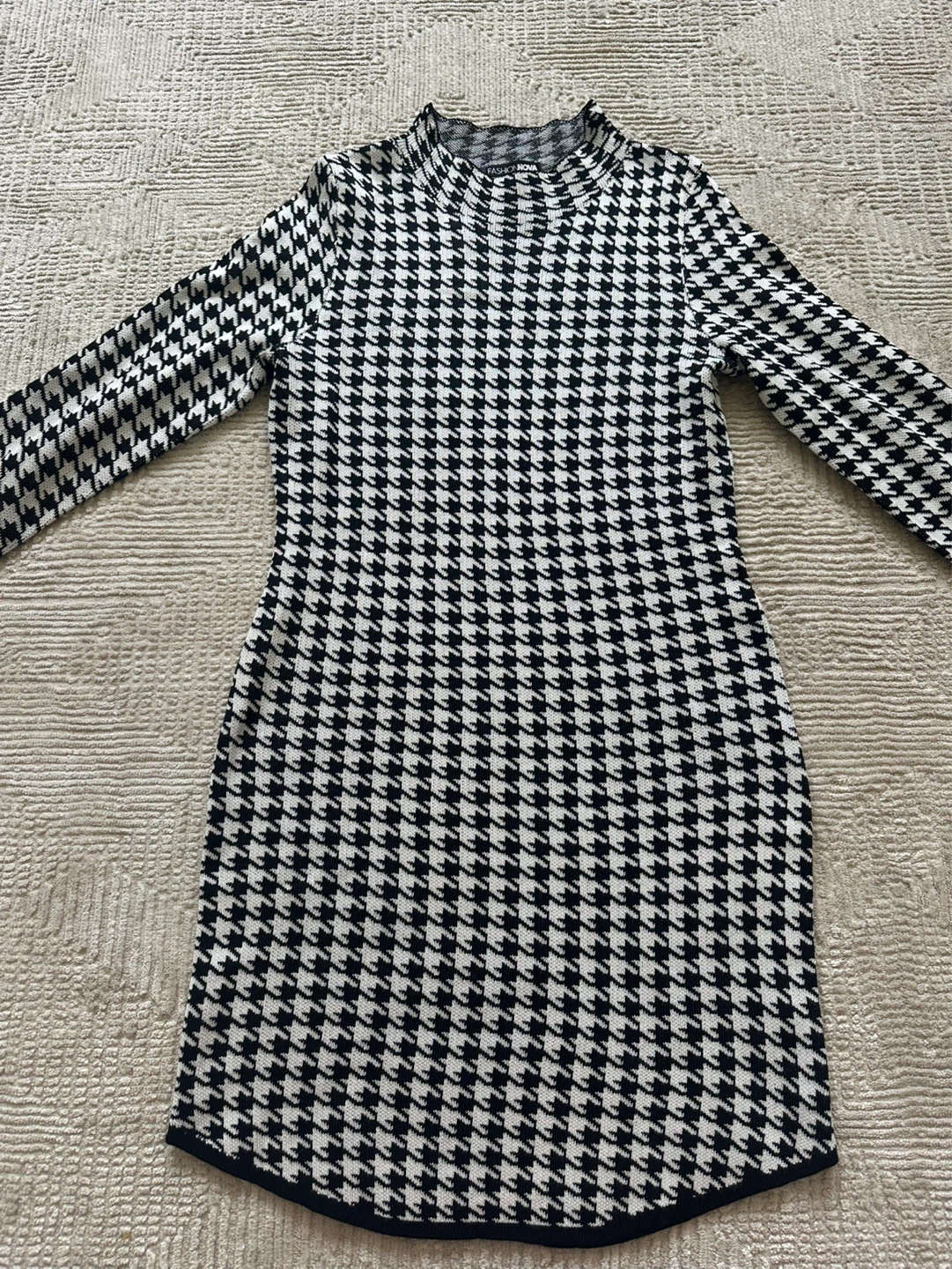 New Fashion Nova Sweater Mini Dress - Size M - Black/White
