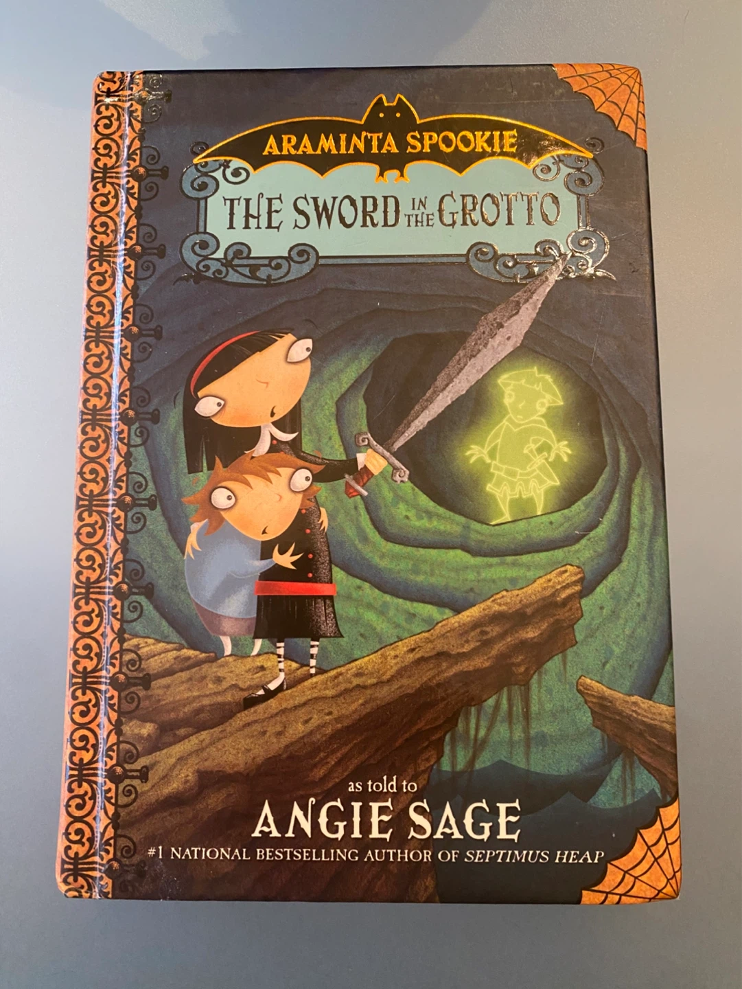 Araminta Spookie: The Sword in the Grotto by Angie Sage