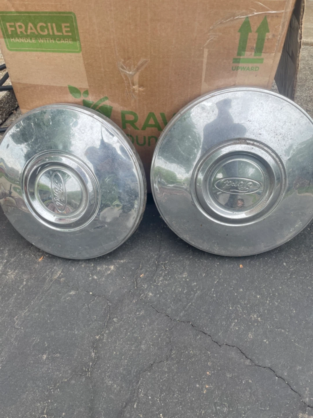 Ford Hubcaps - Set of 2