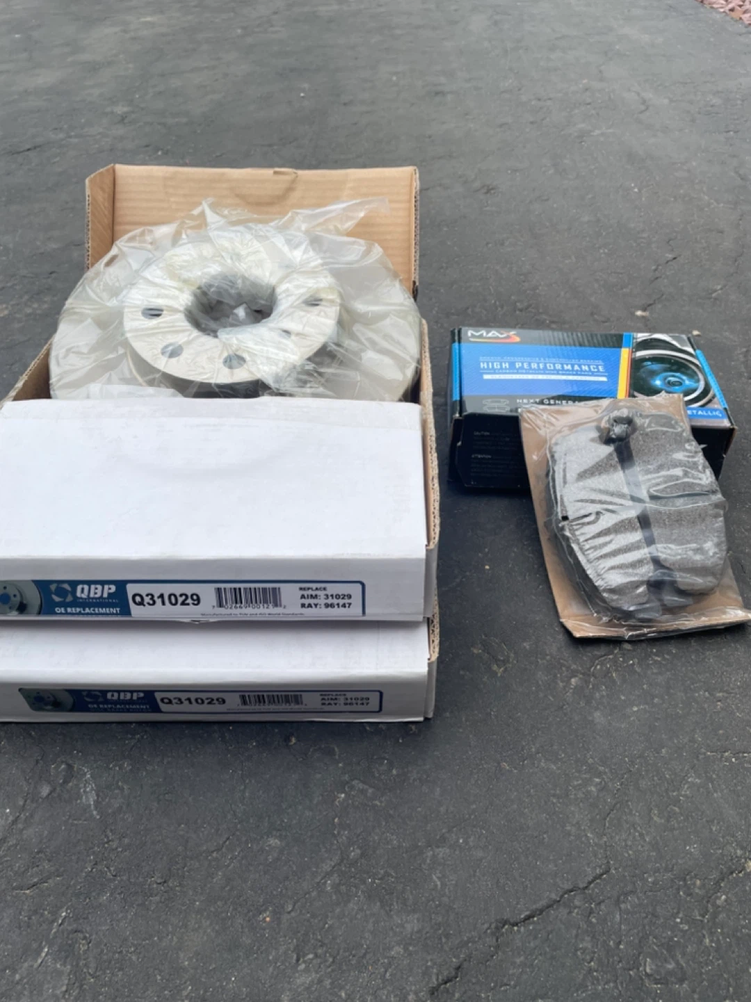 High performance brake pads
