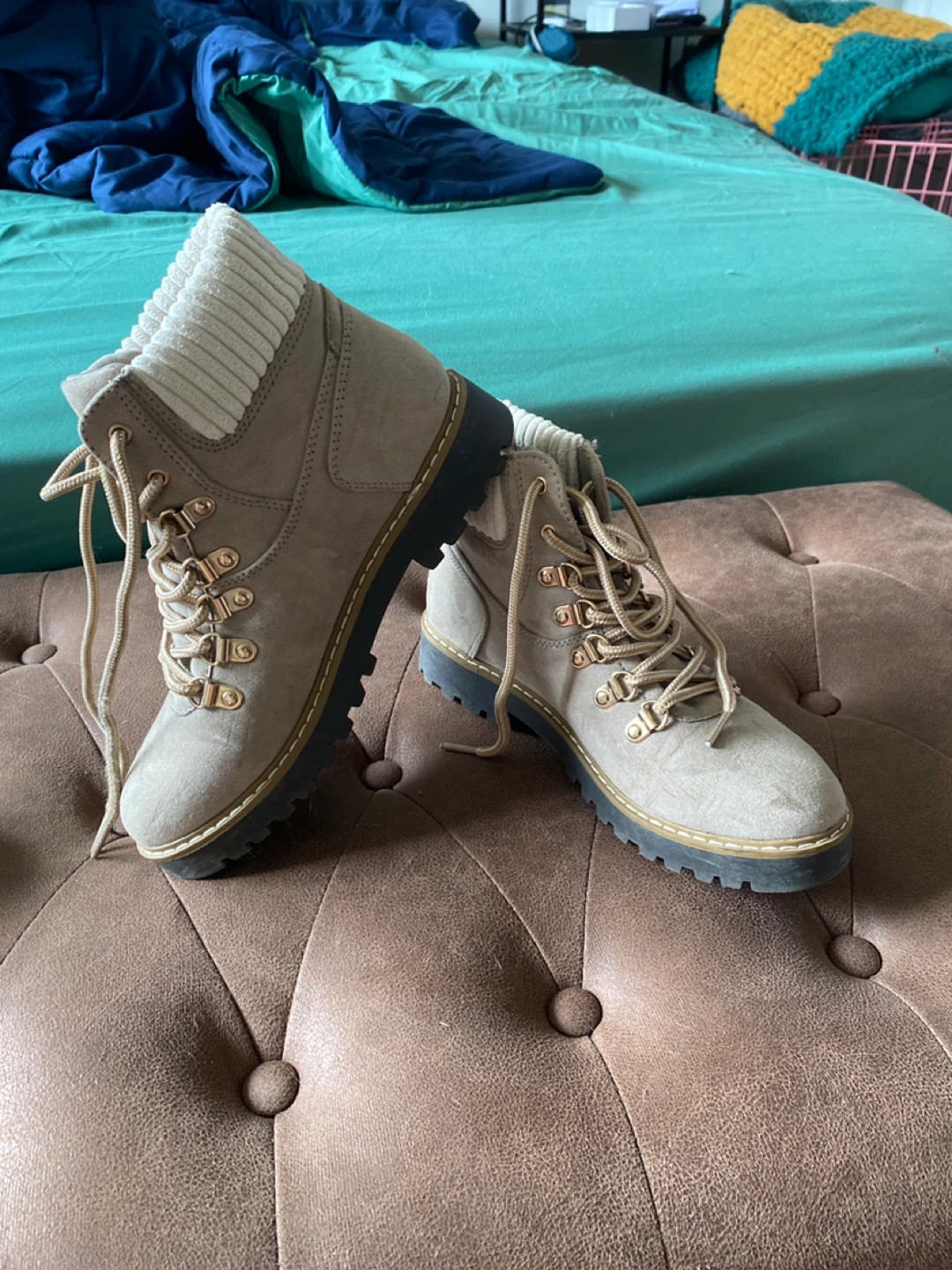 Women's Tan Lace-Up Hiking Boots - Size 6M
