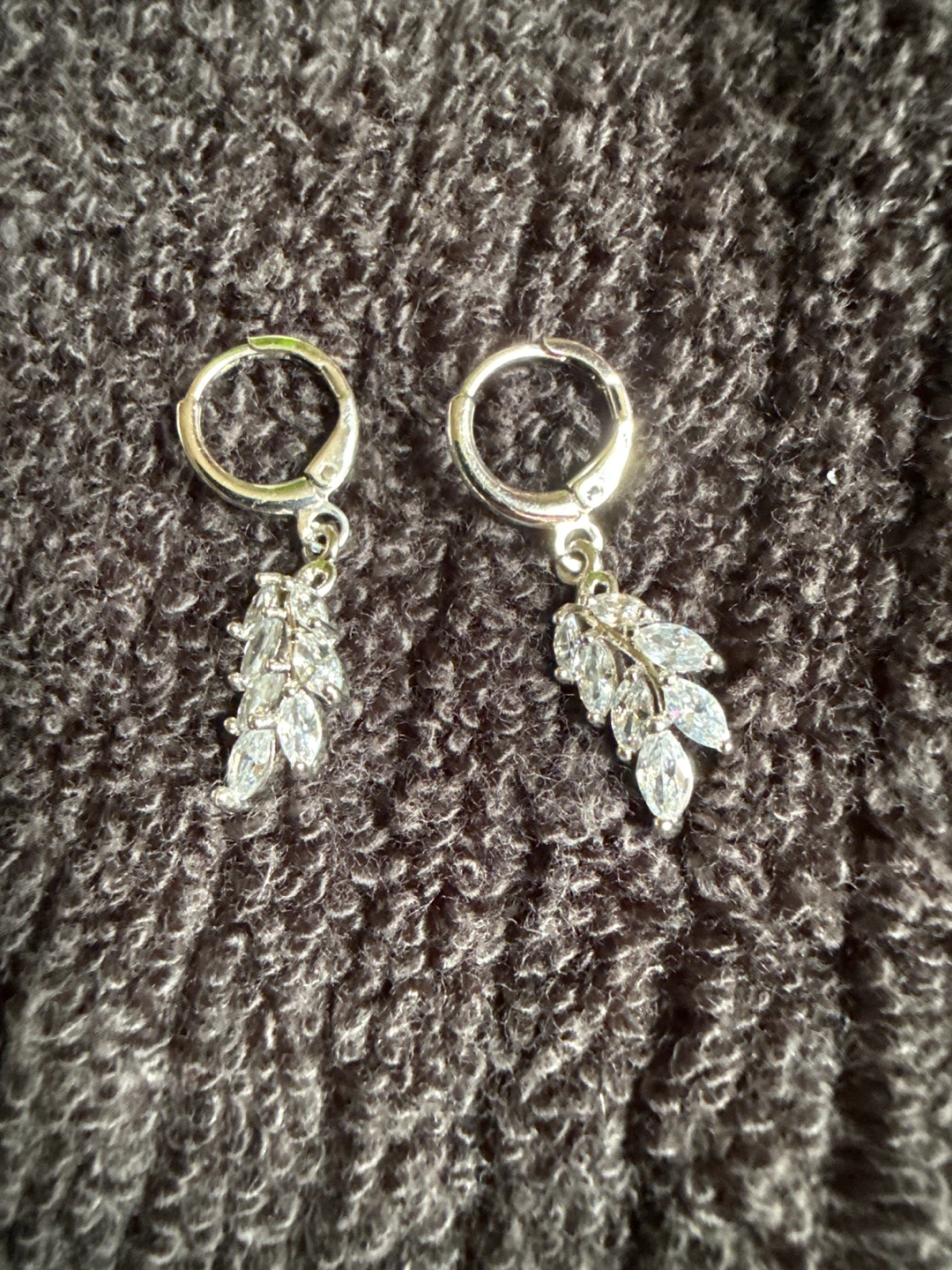 Silver Leaf Dangle Earrings