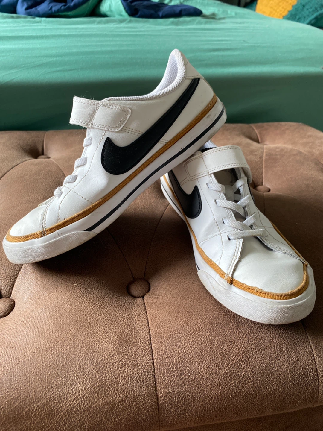 Nike Kids Shoes White/Black Size 3Y