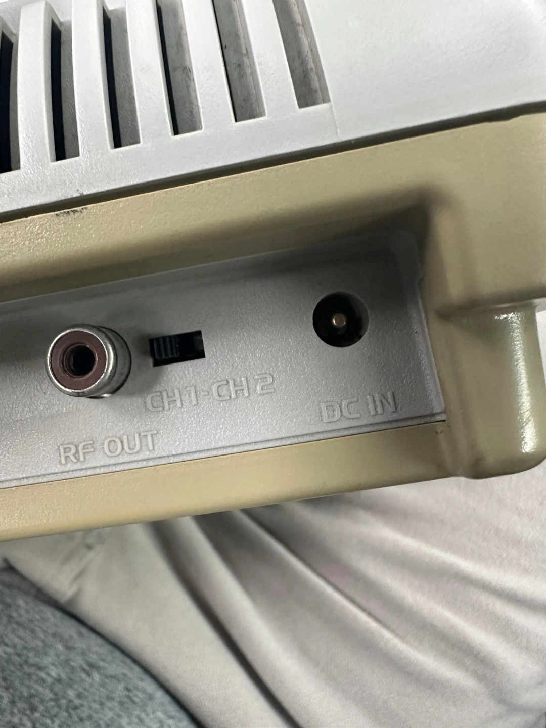 Nintendo Super Famicom Console - photo 2