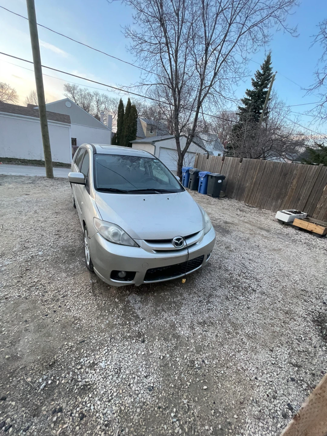 Mazda 5 Silver minivan - photo 4