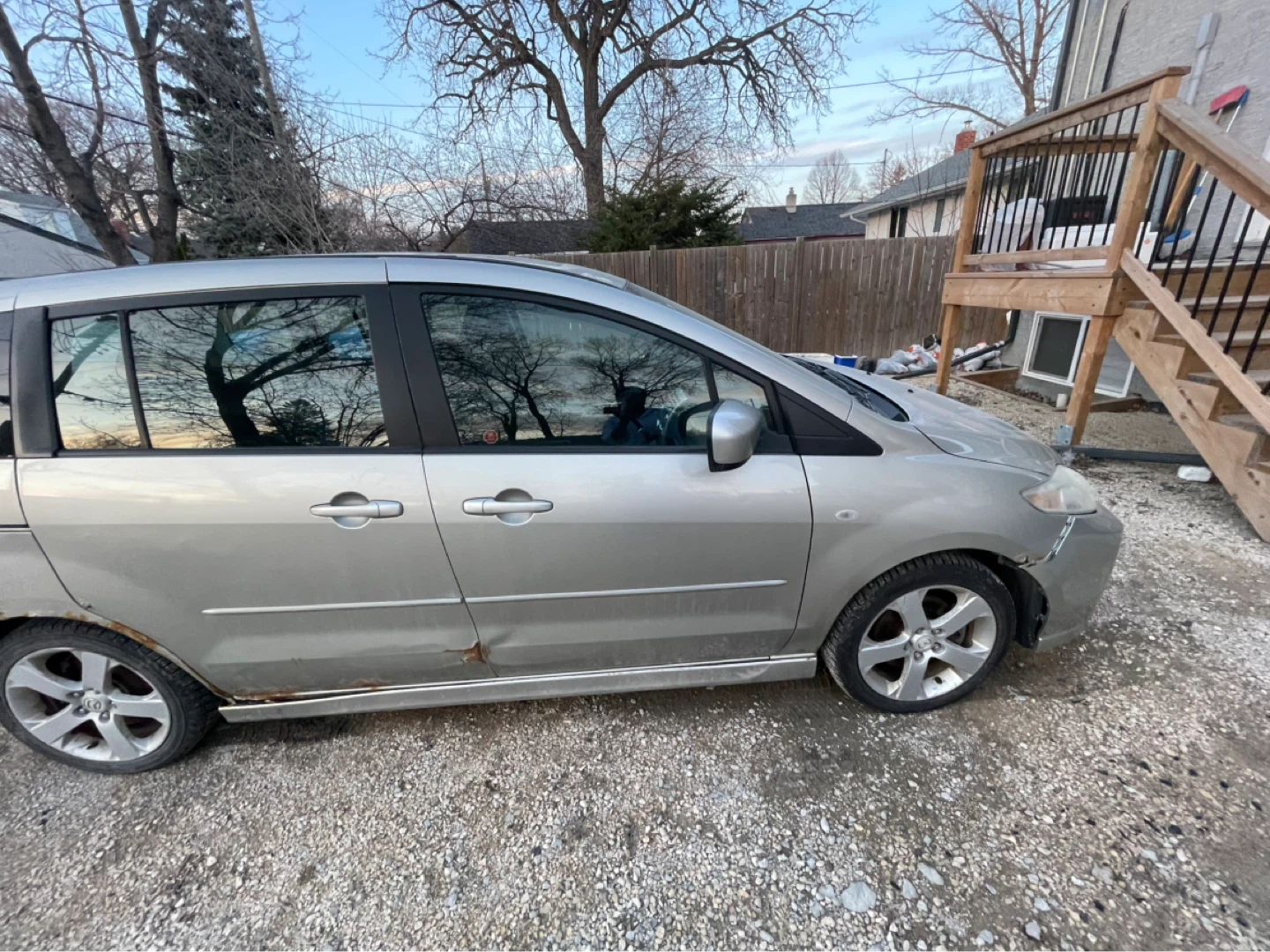 Mazda 5 Silver minivan - photo 2