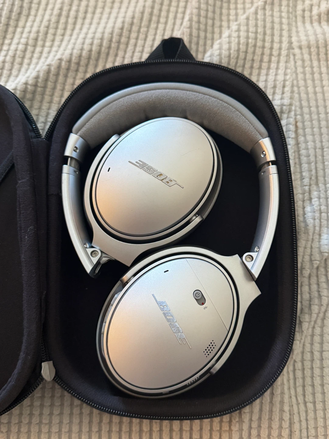 Bose QuietComfort 35 II Noise Cancelling Headphones - Silver