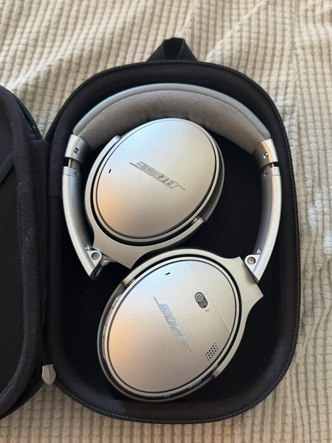 Bose QuietComfort 35 II Noise Cancelling Headphones - Silver