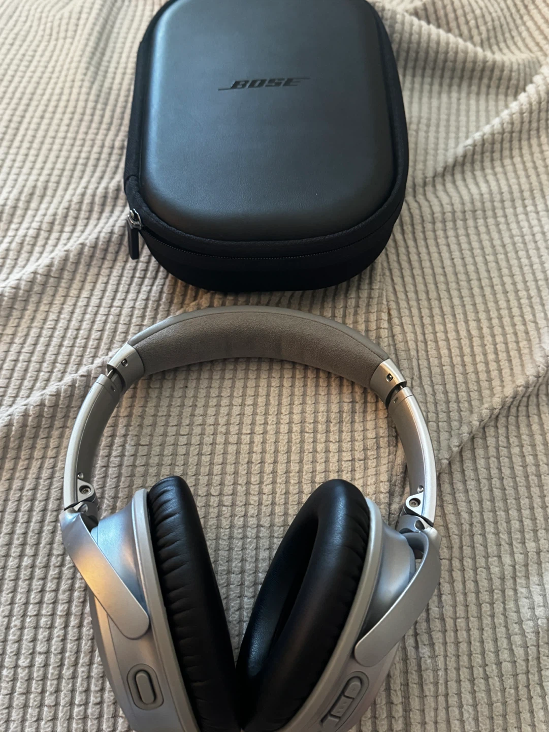 Bose QuietComfort 35 II Noise Cancelling Headphones - Silver - photo 2