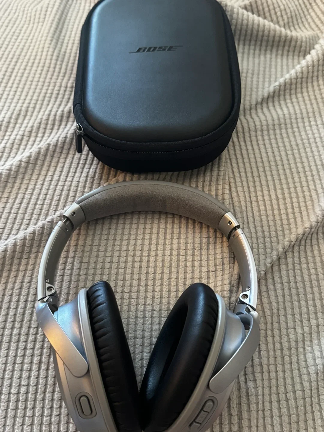 Bose QuietComfort 35 II Noise Cancelling Headphones - Silver - photo 2