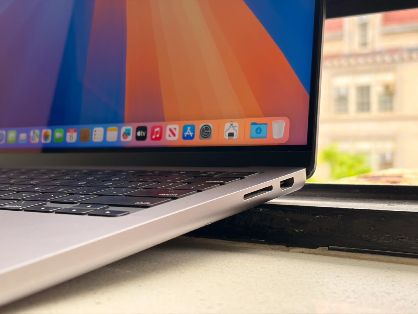 MacBook Pro (14-inch, M3, Nov 2023) — 8GB / 500GB - photo 2