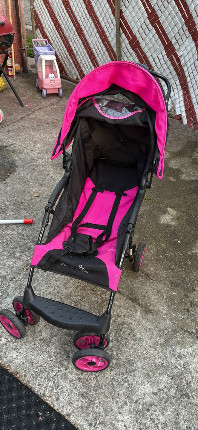 Coche de niña