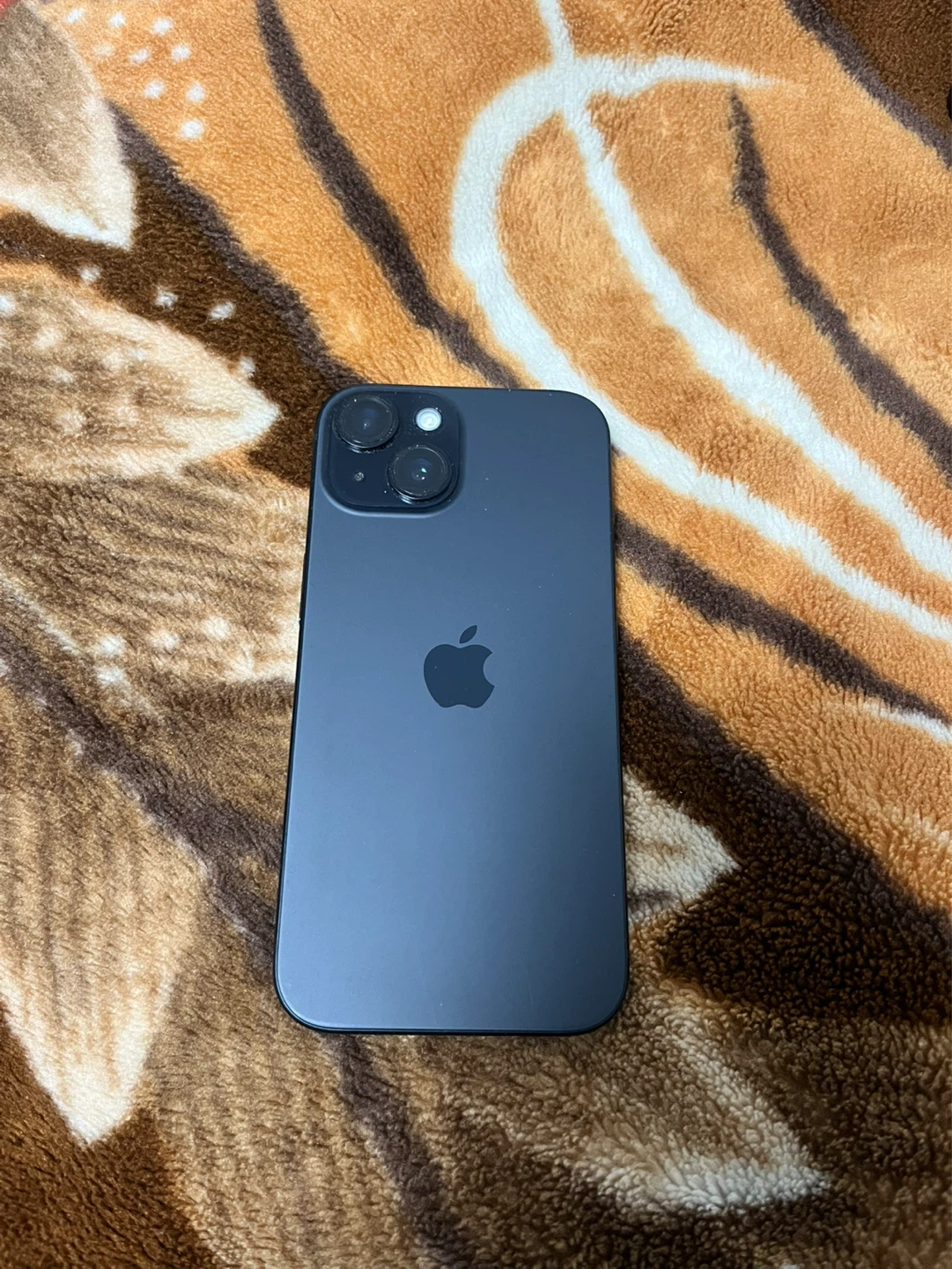 Open to offers. iPhone 15 With Phone Case with “7 Madrid” Design - photo 2