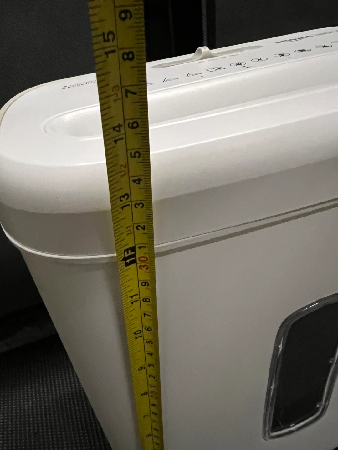 Amazon Basics 8-Sheet Cross-Cut Paper Shredder - photo 3