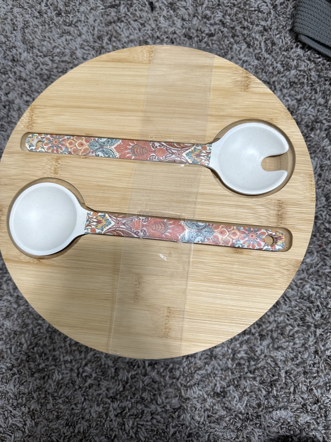 Salad Bowl Set with Wooden Lid and Utensils - photo 2