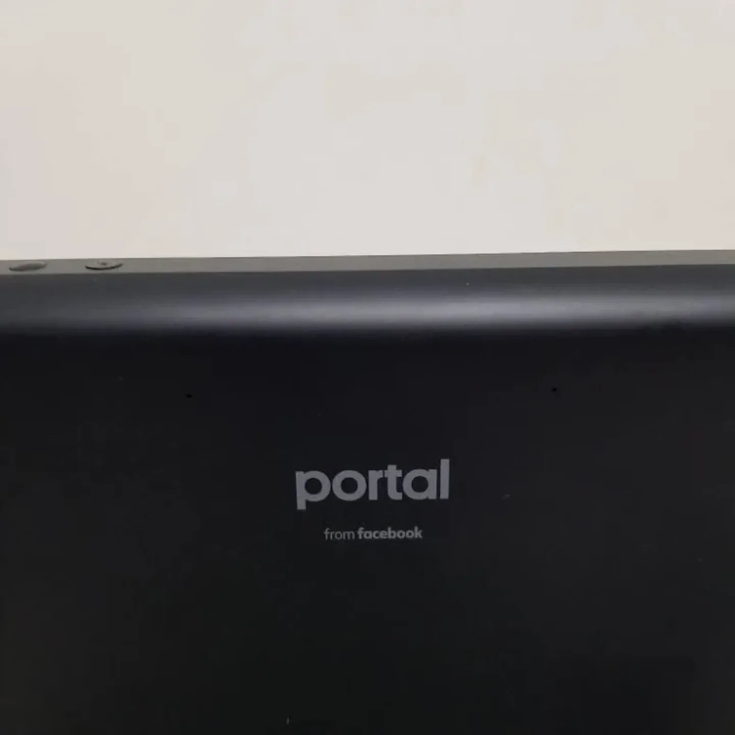 Facebook Portal 10" (1st Gen) - photo 5