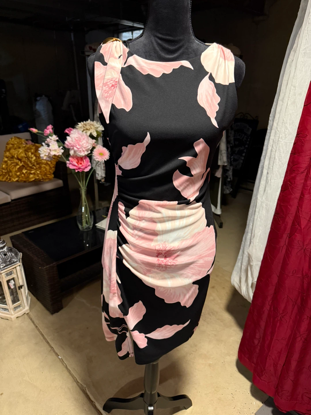 Donna Karan Black Floral Ruched Sheath Dress - photo 2