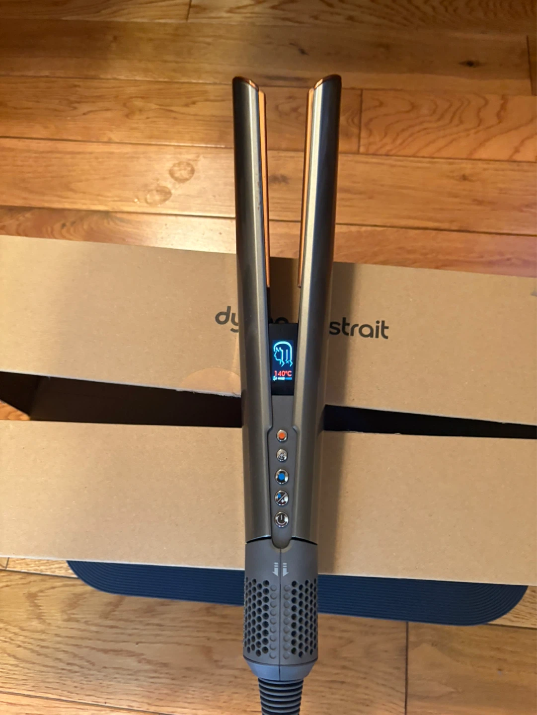 Dyson Airstrait Straightener