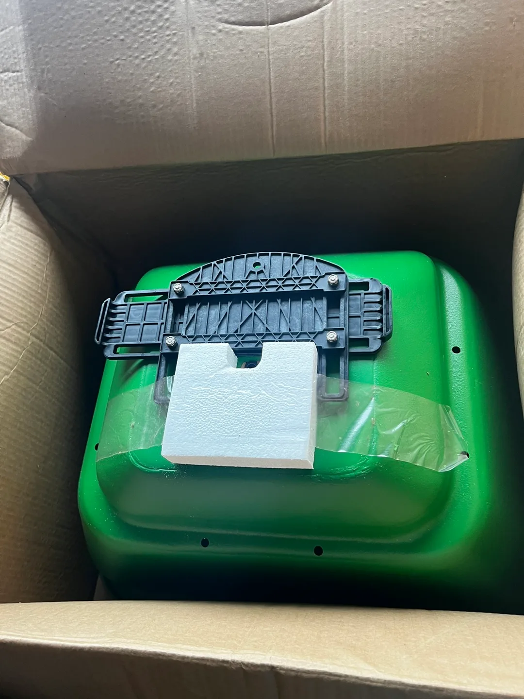NEW John Deere LPBS 36JD Broadcast Spreader - photo 3
