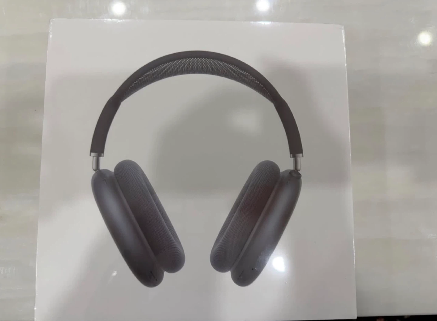 Apple AirPods Max (Black) – SEALED NEW