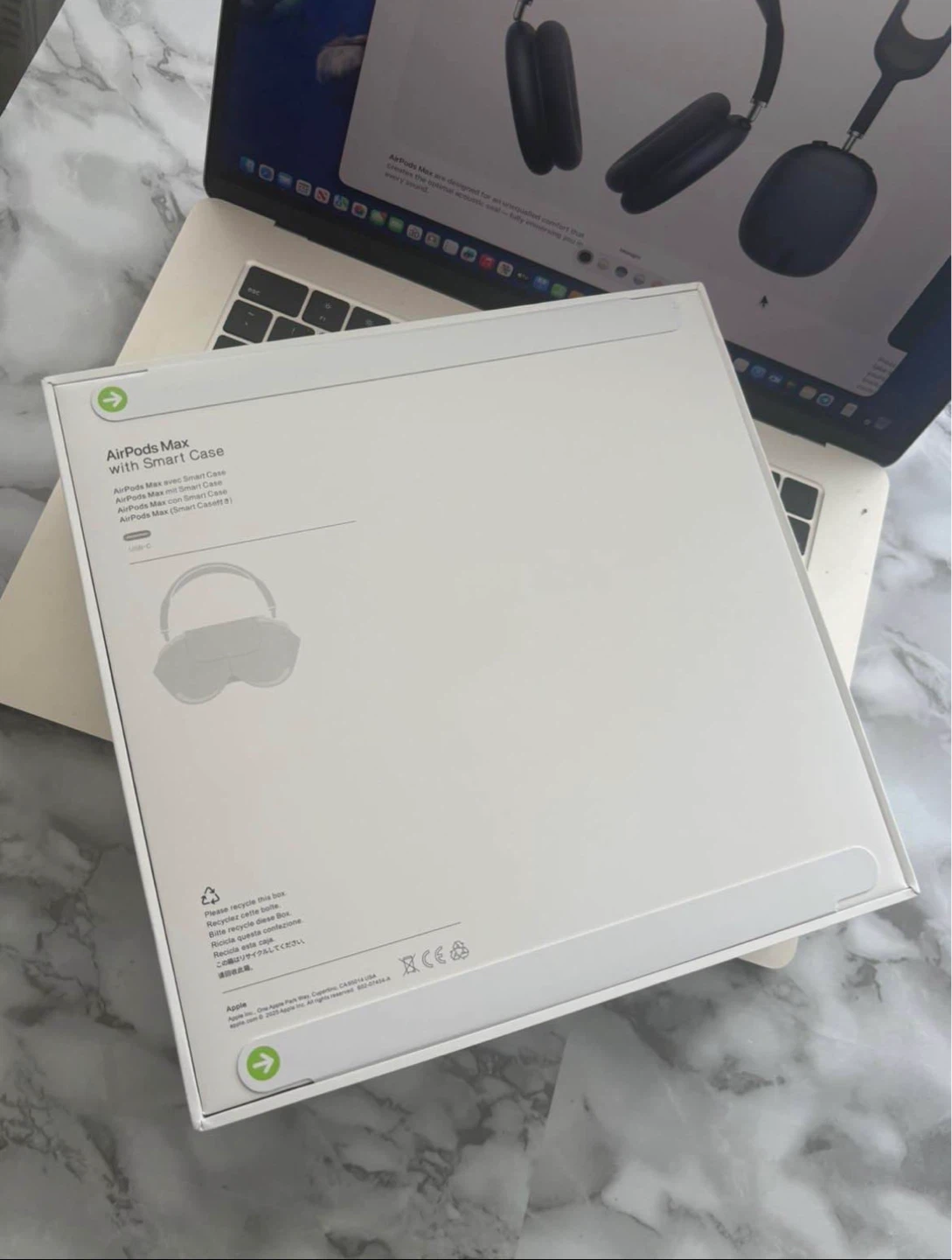 Apple AirPods Max (Black) – SEALED NEW - photo 2