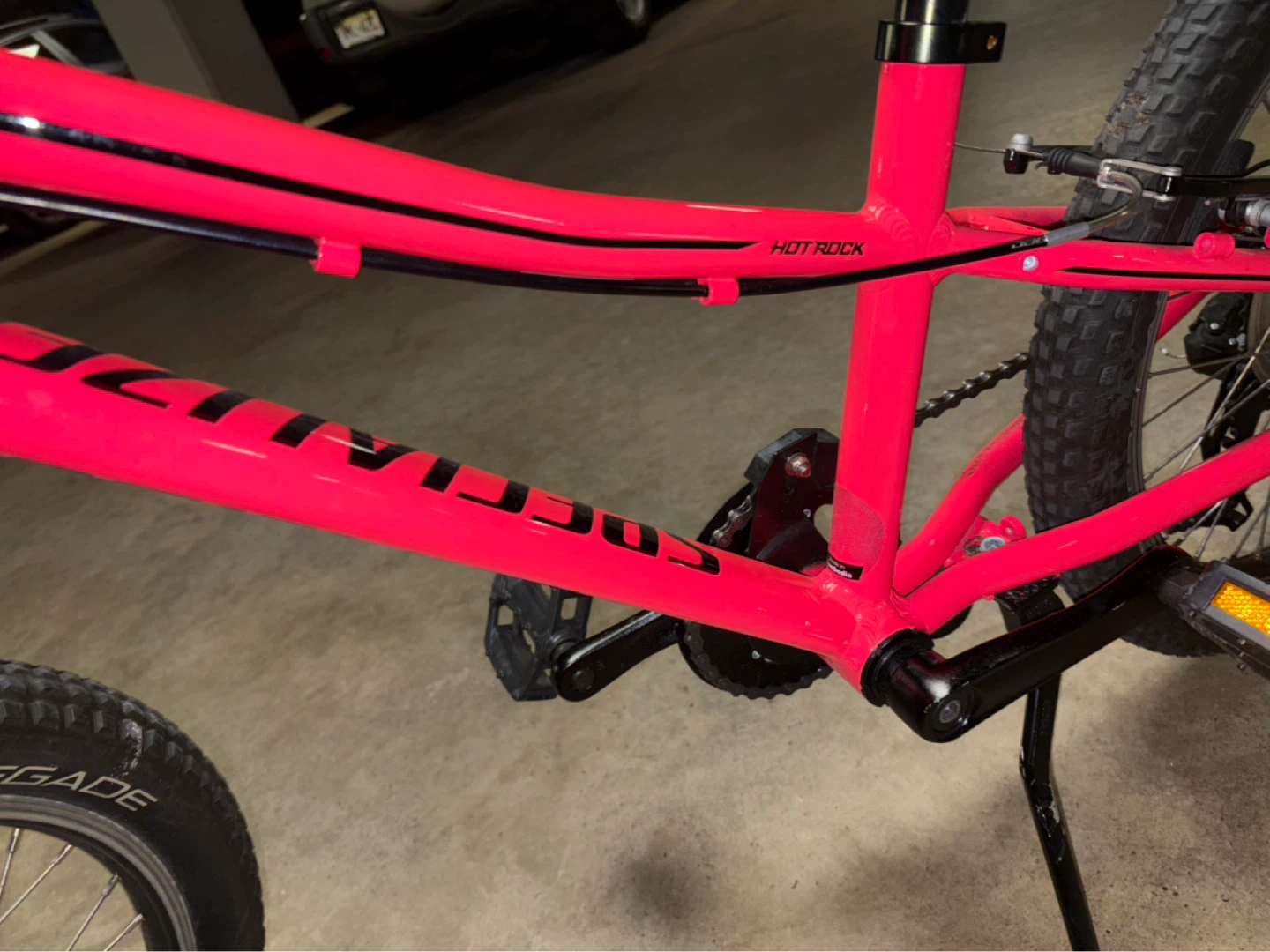 Specialized Hotrock Kids Bike - photo 3