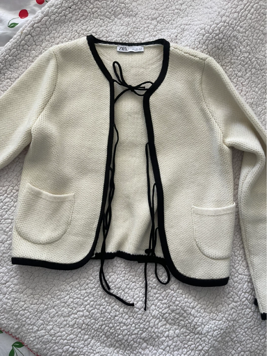 ZARA Women's Cream Knit Cardigan with Black Trim - Size L - photo 3