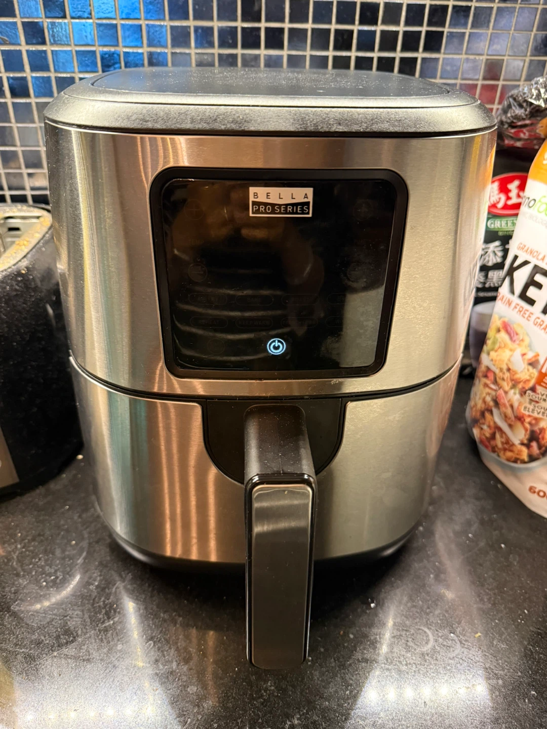 Bella Pro Series 4.2 Qt Digital Air Fryer with Stainless Steel
